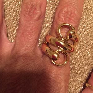 Jewelry - Jewelmint Royal Ascot Ring. Jewelry - Jewelmint Royal Ascot Ring.