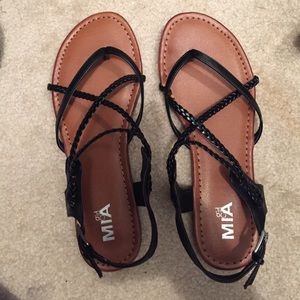 Brand new girl Mia 9.5 black sandals!