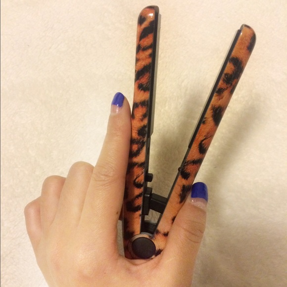 Hair straightener - Picture 3 of 3