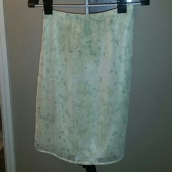 Light Yellow Requirements Skirt