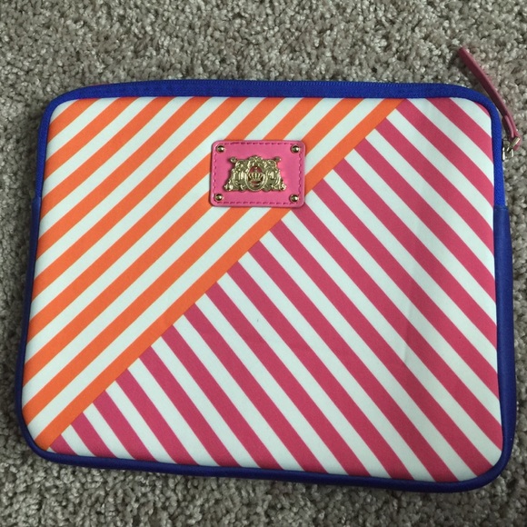 AUTHENTIC JUICY COUTURE IPAD CASE 💐🌹🌺🌷🌸