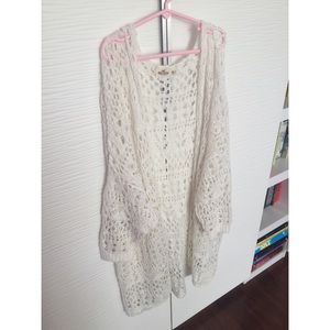 HOLLISTER WHITE HOLEY CARTIGAN