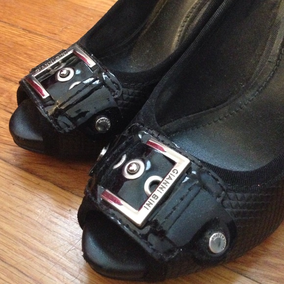 Gianni Bini heels - Picture 2 of 3