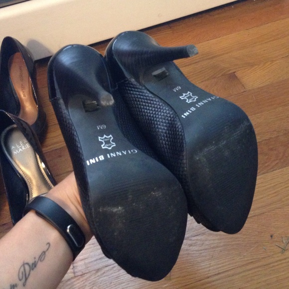 Gianni Bini heels - Picture 3 of 3