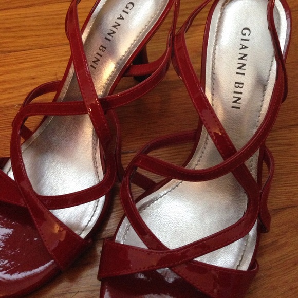 Gianni Bini straps heels - Picture 2 of 3