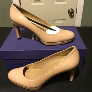 Stuart Weitzman "Blog" pumps. Size 6
