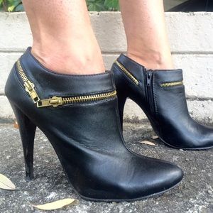 Vegan Leather Zipper Hidden Platform Ankle Booties