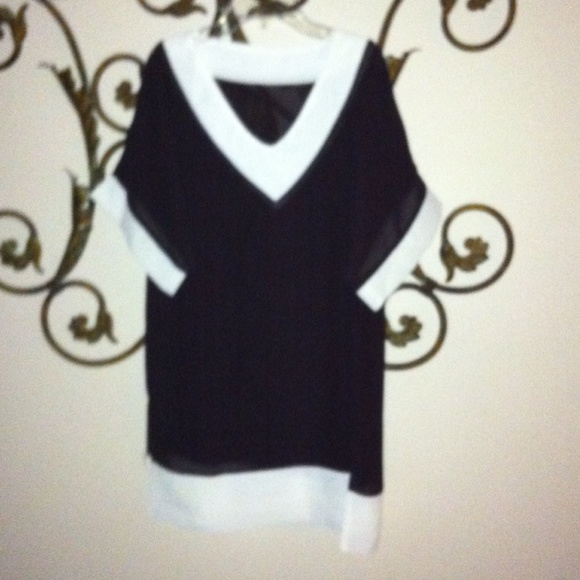 BLACK TUNIC TOP/DRESS.   NEW - Picture 2 of 4