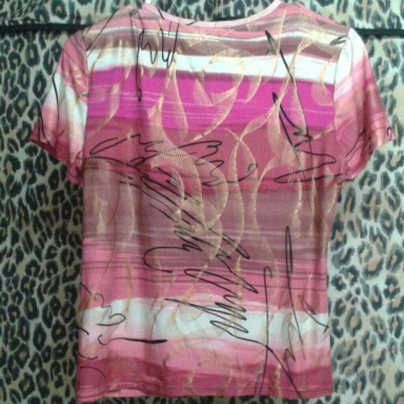 Top - Picture 2 of 3