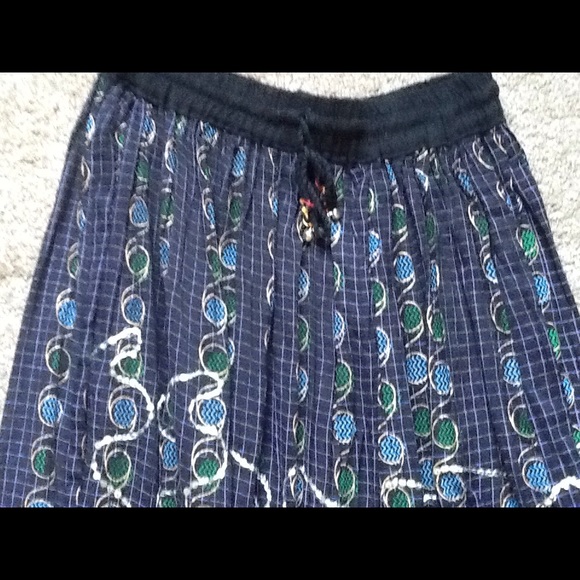 Bundle - Picture 2 of 4