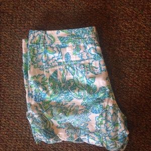 Lilly Pulitzer buttercup shorts