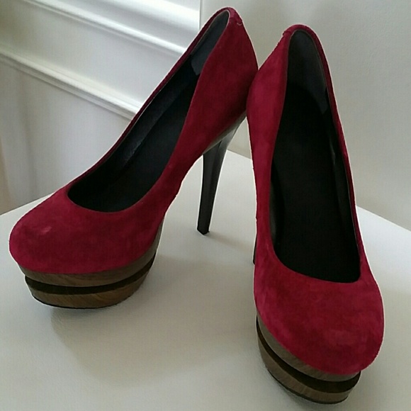 Very unique high heels - Picture 1 of 3