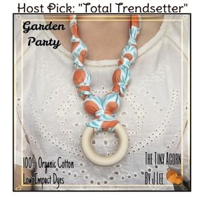 🎉HP🎉Nursing/Teething Necklace, Organic Cotton