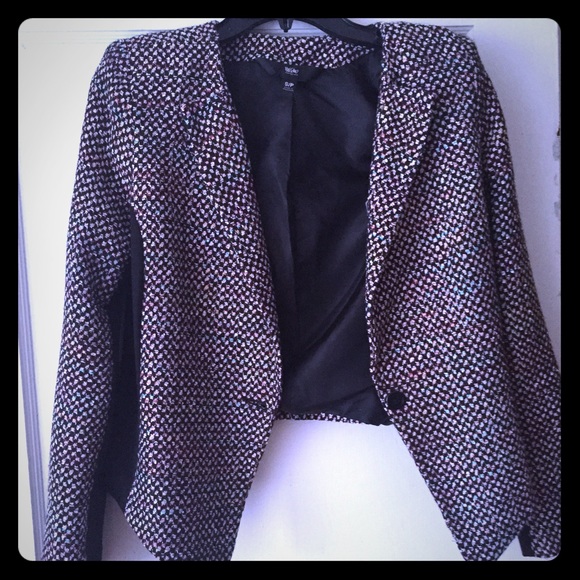 Tweed blazer with black details