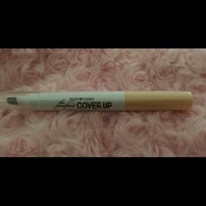 Hard Candy Cover up pen