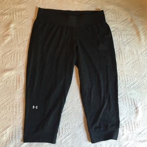 Under Armour heat gear capris