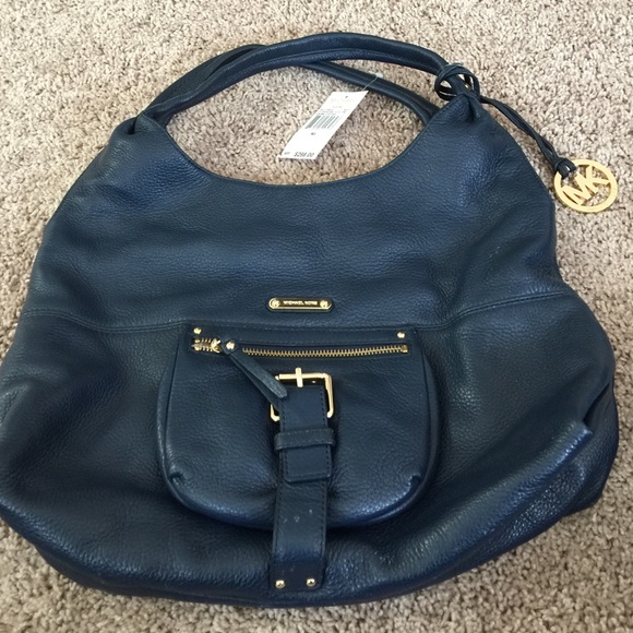 AUTHENTIC NAVY MK BAG