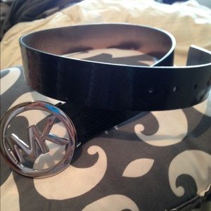 Micheal Kors belt