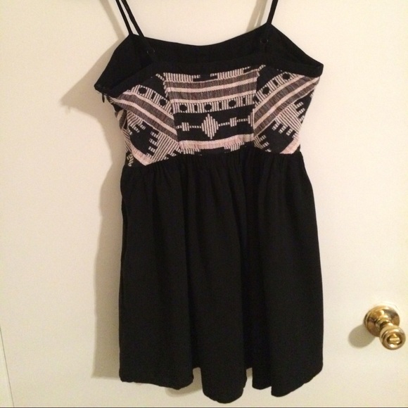 ❌SOLD❌Staring at Stars Tribal Patterned Dress - Picture 3 of 4