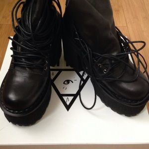 Unif thrash boots