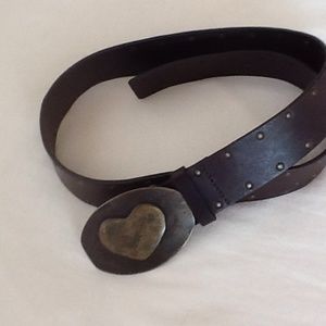 Leather belt with heart buckle
