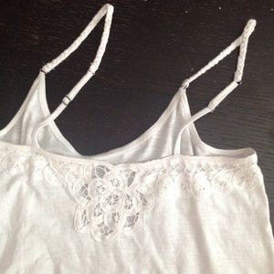 Detailed back Aerie tank