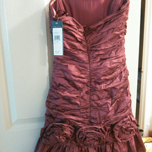 BCBG DRESS - Picture 2 of 4