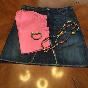 For Cathy! 😍🌟🌟Banana Republic denim skirt