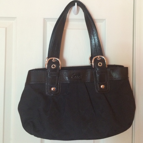 Coach Purse!!