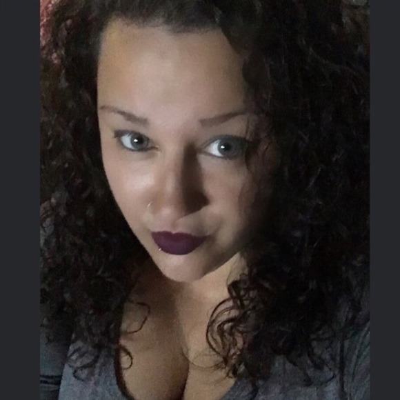 MEET YOUR SELLER! - Picture 3 of 4