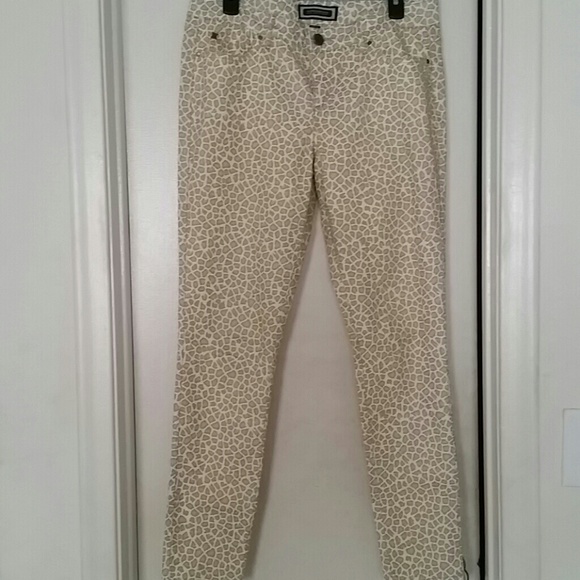 Leopard jeans