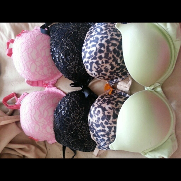 Four american eagle bras.