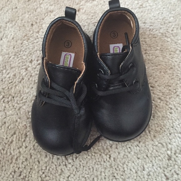 Dress shoes