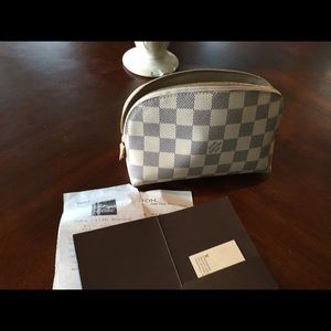 Sold Louis Vuitton cosmetic pouch w receipt 260pp