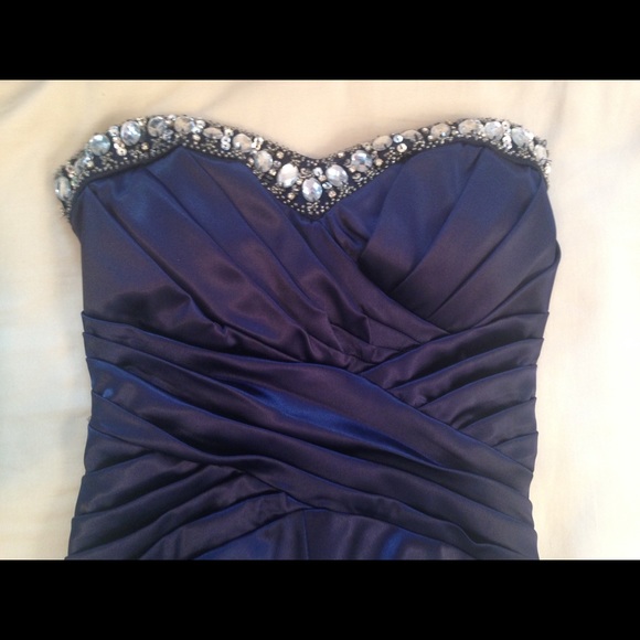 Homecoming Dress - Picture 3 of 4