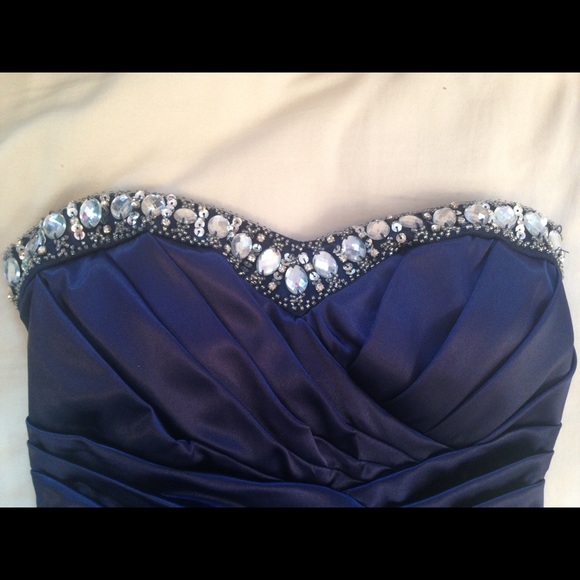 Homecoming Dress - Picture 4 of 4