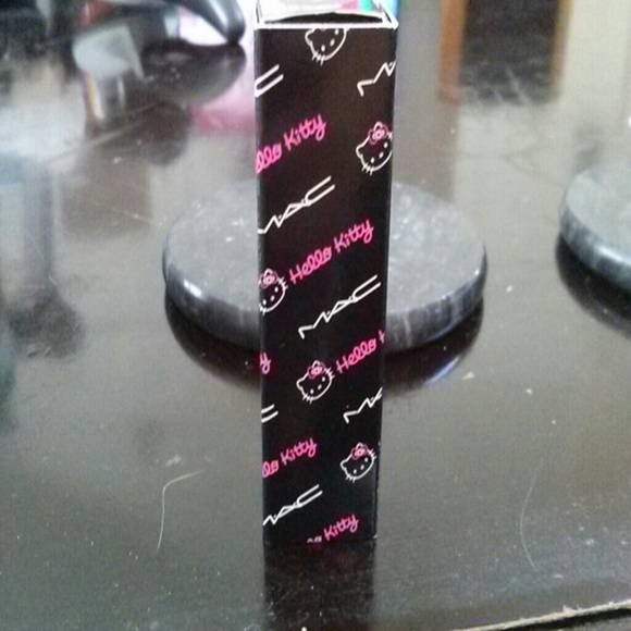 MAC Hello Kitty Strayin' Lipstick
