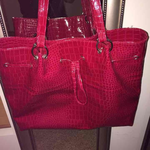 Shoulder bag