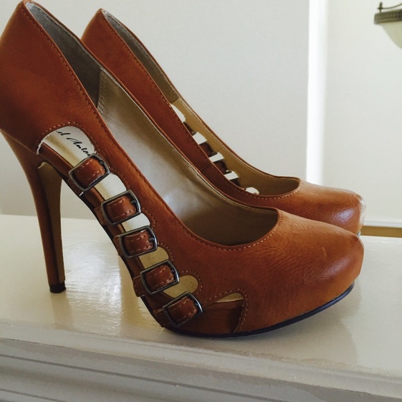 Congac brown pumps