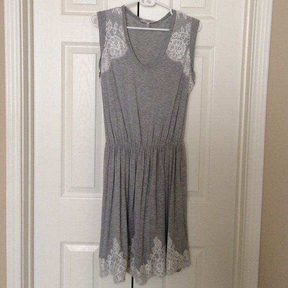 Robert Rodriguez gray t-shirt &  lace dress