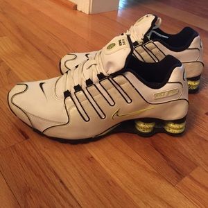 Nike Shox men's 9