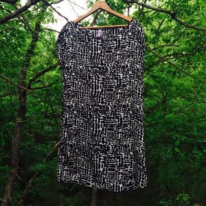 Black and White Shift Dress