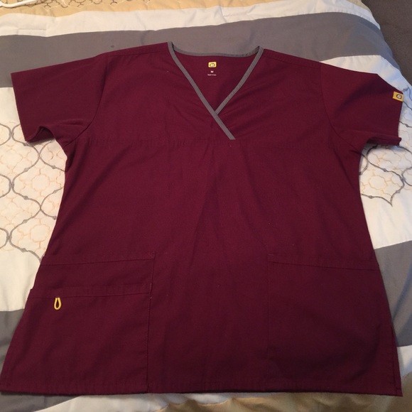 Cute Maroon scrub top!