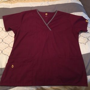 Cute Maroon scrub top!