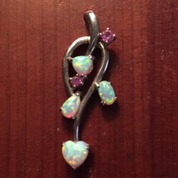 KAY'S OPAL CHARM WITH 2 AMETHYST STONES 💜💜