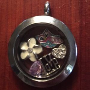 Origami Owl Pendant with 5 Charms