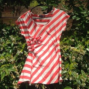 🔴cream and coral stripped shirt