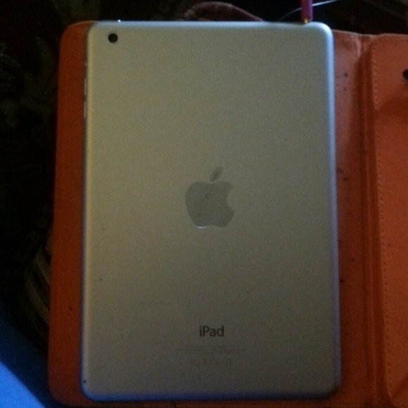 Ipad Mini - Picture 3 of 3