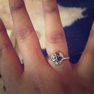 James Avary rose ring