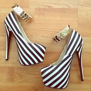 red kiss sugar love stilettos
